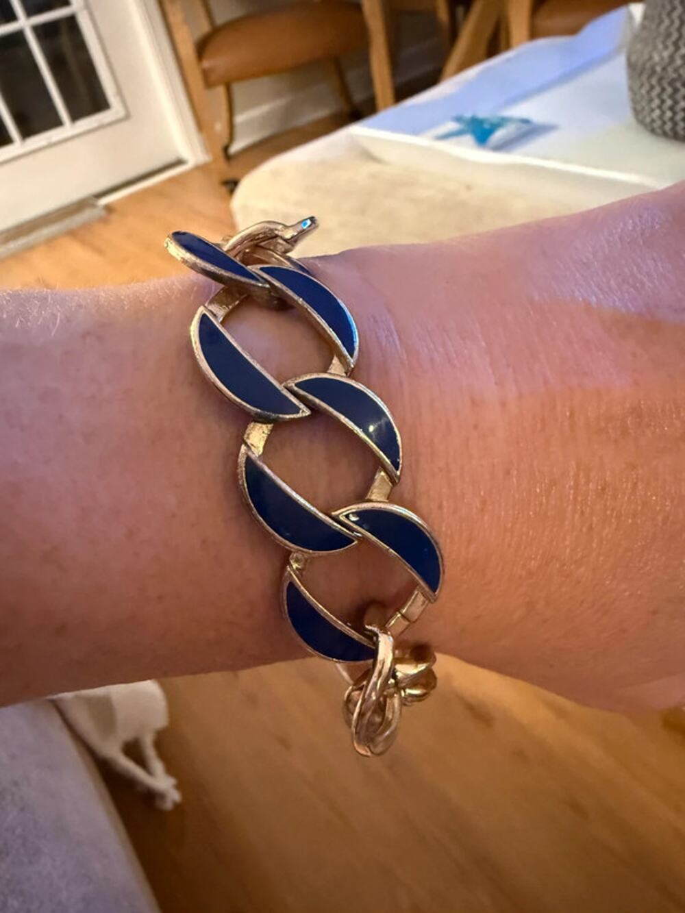 Vintage gold tone and blue enamel link bracelet 6-7”